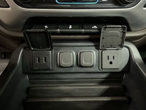 Used 2018 GMC Sierra 1500 SLT w/ SLT Premium Package image 34