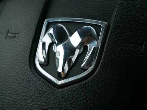 Used 2018 RAM 5500 Tradesman w/ Power & Remote Entry Group image 28