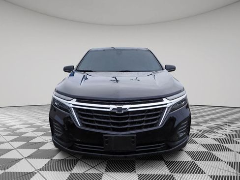Certified 2023 Chevrolet Equinox LS w/ LS Convenience Package AWD/4WD image 2