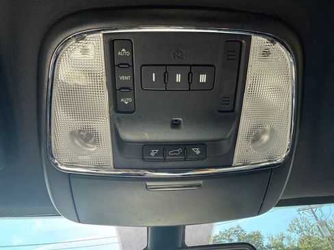 Used 2014 Jeep Grand Cherokee Limited AWD/4WD image 13