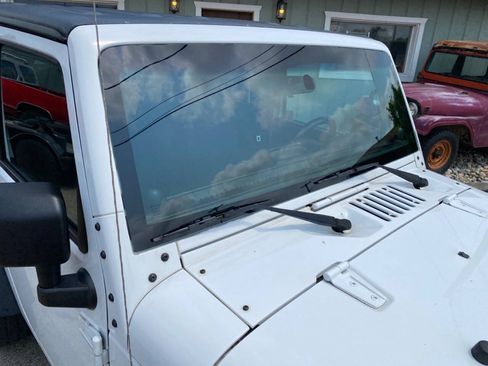 Used 2012 Jeep Wrangler Sport AWD/4WD image 48