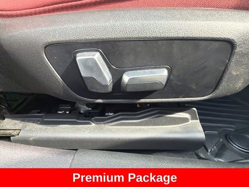 Used 2023 BMW 330e xDrive w/ M Sport Package AWD/4WD image 23