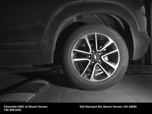 Used 2025 Chevrolet TrailBlazer LT AWD/4WD image 36