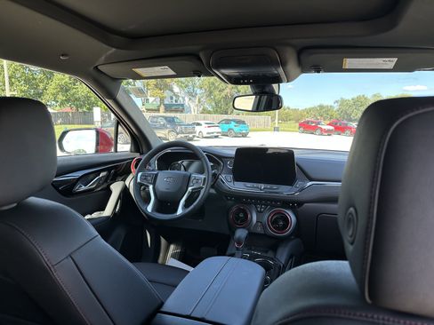 New 2025 Chevrolet Blazer RS w/ Enhanced Convenience Package image 36