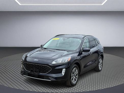 Used 2021 Ford Escape SEL w/ Technology Package AWD/4WD image 3
