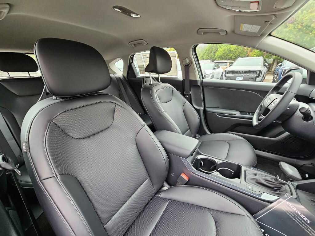 New 2026 Kia K4 EX FWD image 31