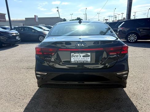 Used 2021 Kia Forte Sedan image 7