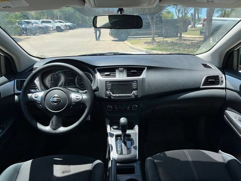 Used 2018 Nissan Sentra S FWD image 12