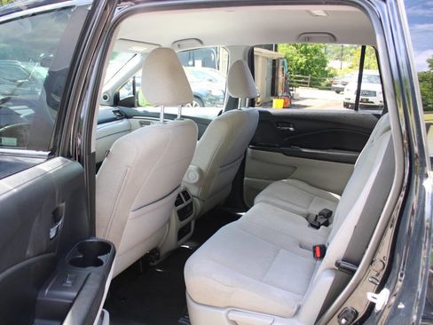Used 2018 Honda Pilot EX image 25