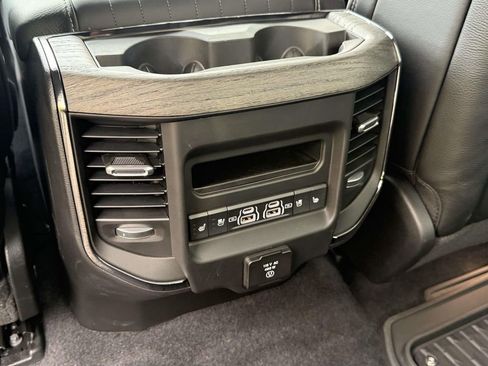 Used 2026 RAM 1500 Limited AWD/4WD image 14