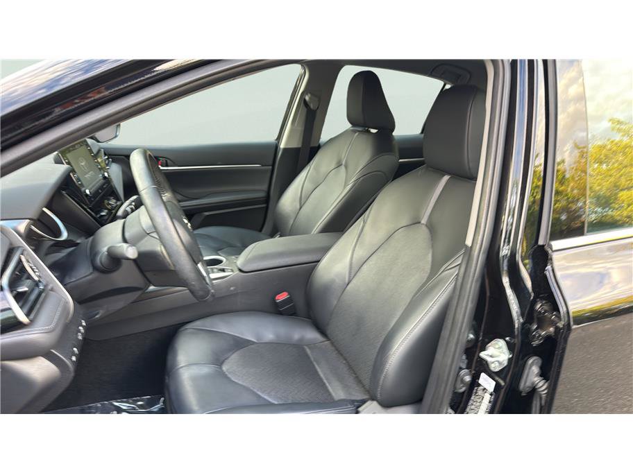 Used 2023 Toyota Camry XLE w/ Navigation Package AWD/4WD image 11