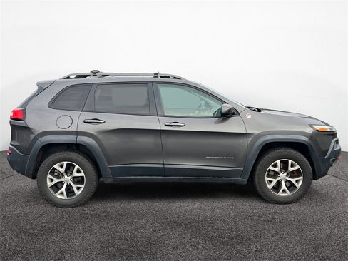 Used 2014 Jeep Cherokee Trailhawk w/ Technology Group image 6
