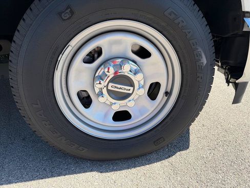 Used 2024 Ford F350 XL w/ XL Driver Assist Package RWD image 32