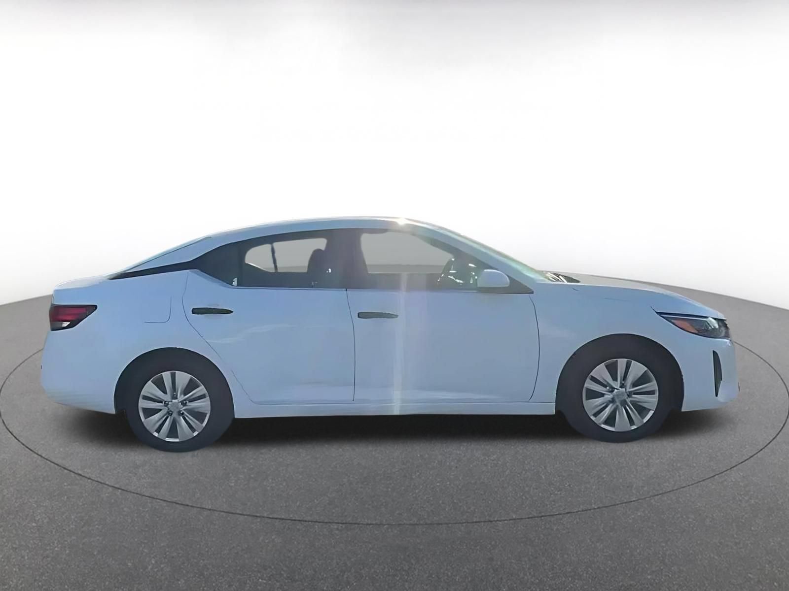 Used 2025 Nissan Sentra S FWD image 15