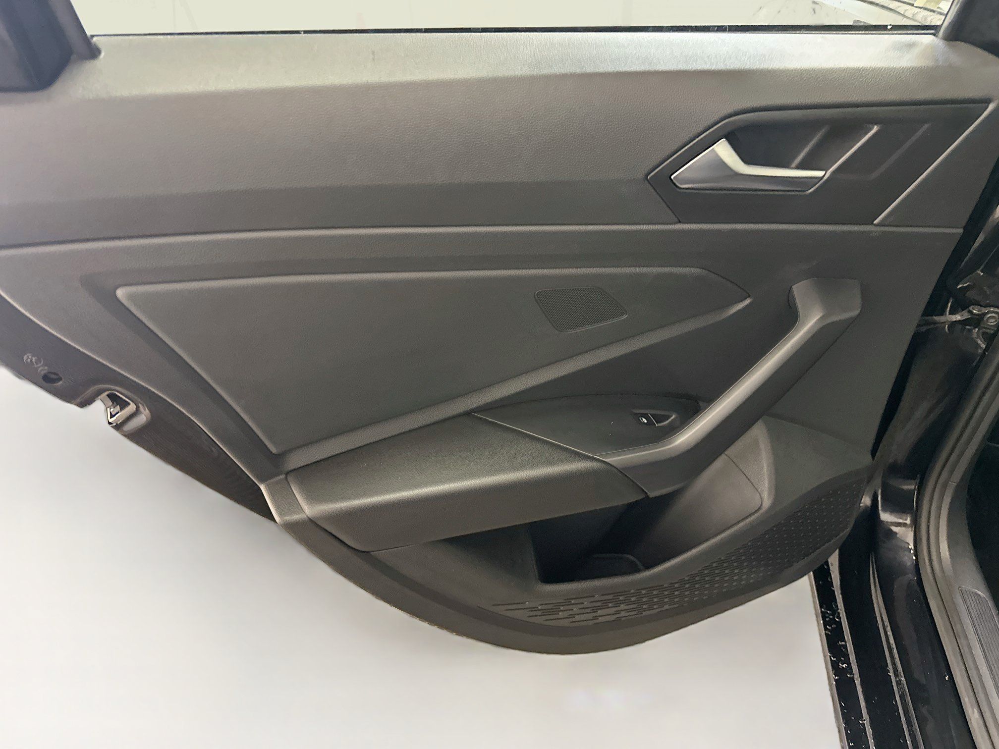 Used 2025 Volkswagen Jetta S FWD image 26