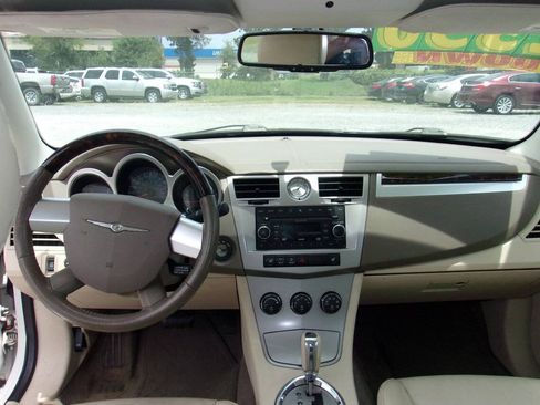 Used 2010 Chrysler Sebring Limited FWD image 13