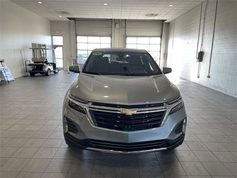 Used 2024 Chevrolet Equinox LT w/ LPO, Floor Liner Package image 7