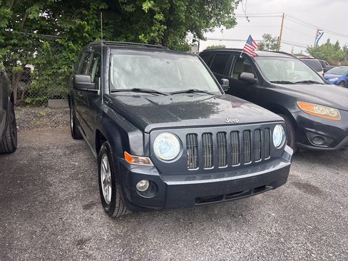 Used 2008 Jeep Patriot Sport FWD image 19