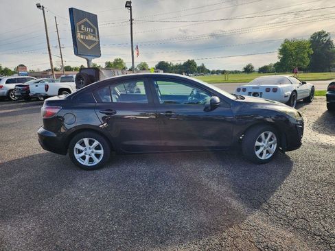 Used 2010 MAZDA MAZDA3 i Touring FWD image 3