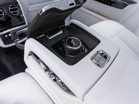 New 2027 Rolls-Royce Phantom Sedan RWD image 44