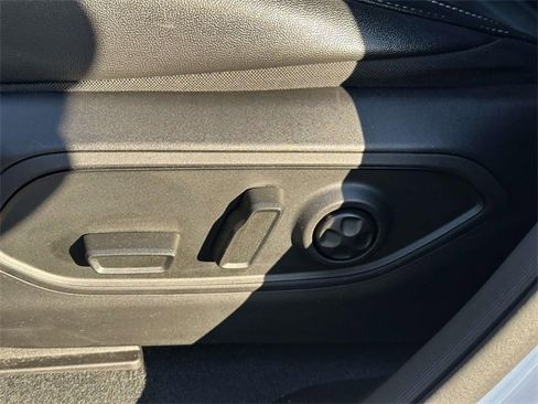 Certified 2024 Jeep Grand Cherokee L Altitude image 14