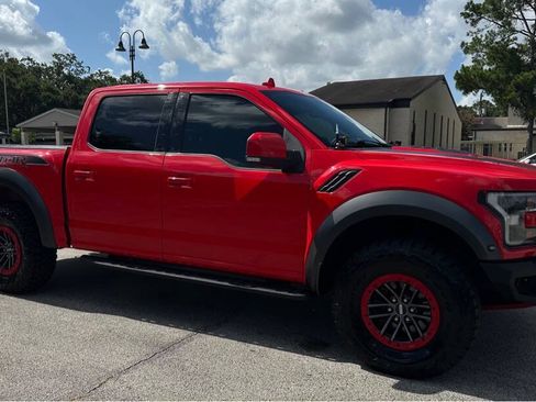 Used 2019 Ford F150 Raptor w/ Equipment Group 802A Luxury AWD/4WD image 2