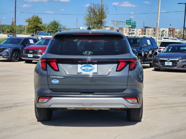 Used 2025 Hyundai Tucson SEL FWD image 6