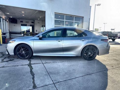 Used 2024 Toyota Camry XSE image 3