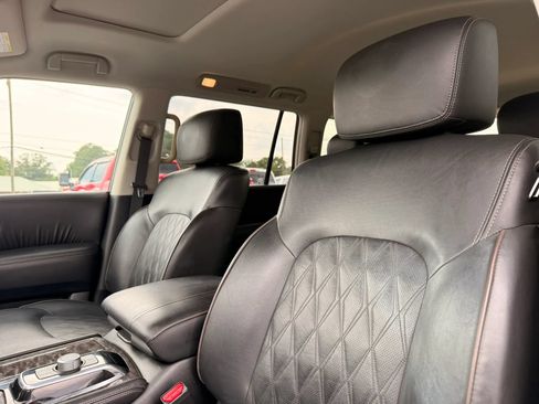Used 2022 Nissan Armada Platinum w/ Captain's Chairs Package RWD image 12