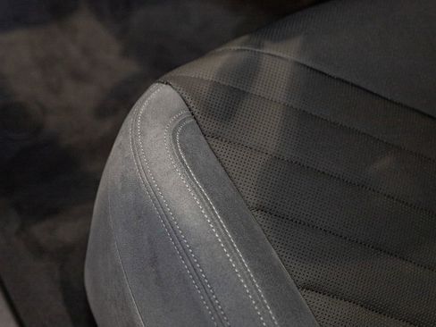 New 2026 BMW iX xDrive60 w/ M Sport Package image 17