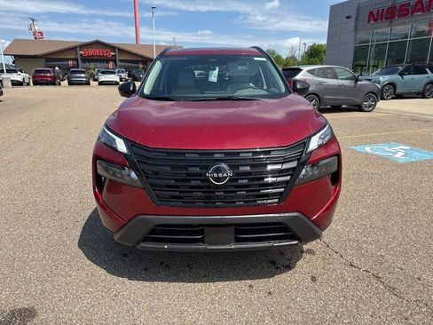 New 2026 Nissan Rogue SV AWD/4WD image 2