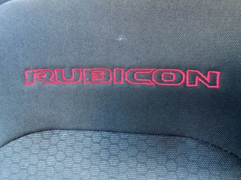 Used 2023 Jeep Wrangler Unlimited Rubicon AWD/4WD image 24