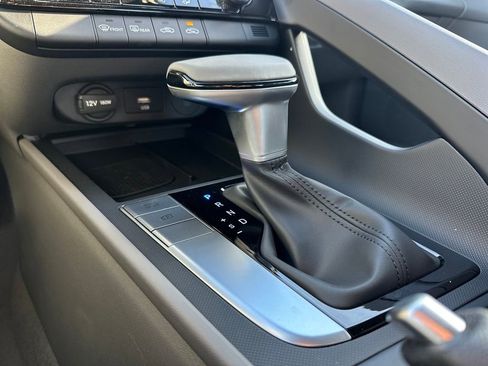 Used 2026 Hyundai Elantra Sport image 22