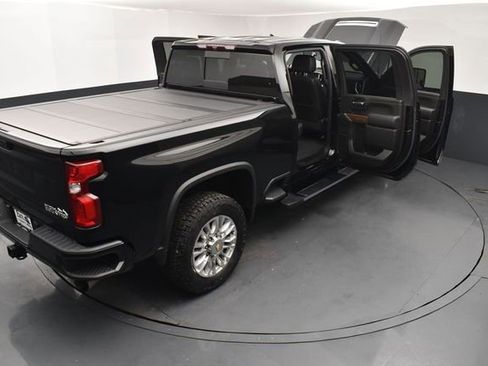 Used 2022 Chevrolet Silverado 2500 High Country w/ Z71 Off-Road Package AWD/4WD image 30