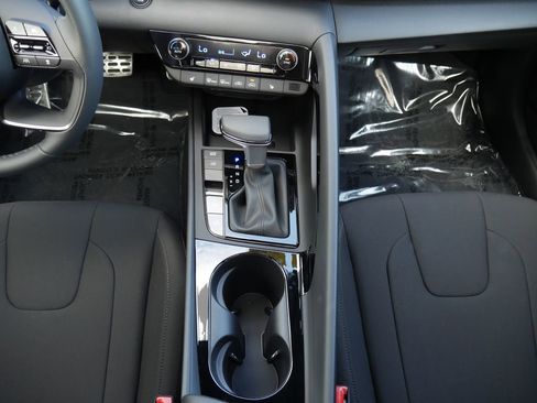 New 2026 Hyundai Elantra SEL Sport Premium FWD image 44