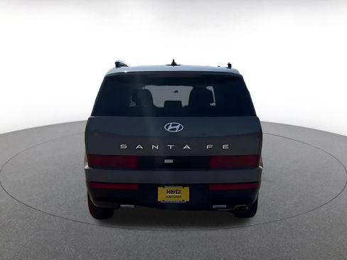 Used 2024 Hyundai Santa Fe SEL FWD image 12