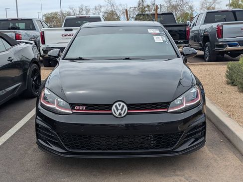 Used 2018 Volkswagen GTI SE FWD image 6