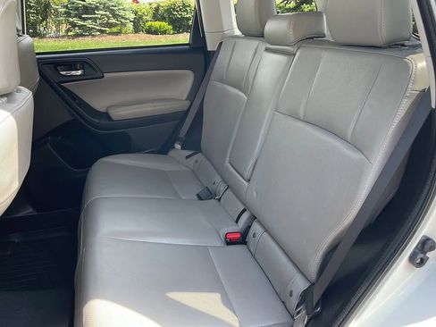 Used 2014 Subaru Forester 2.5i Limited AWD/4WD image 13