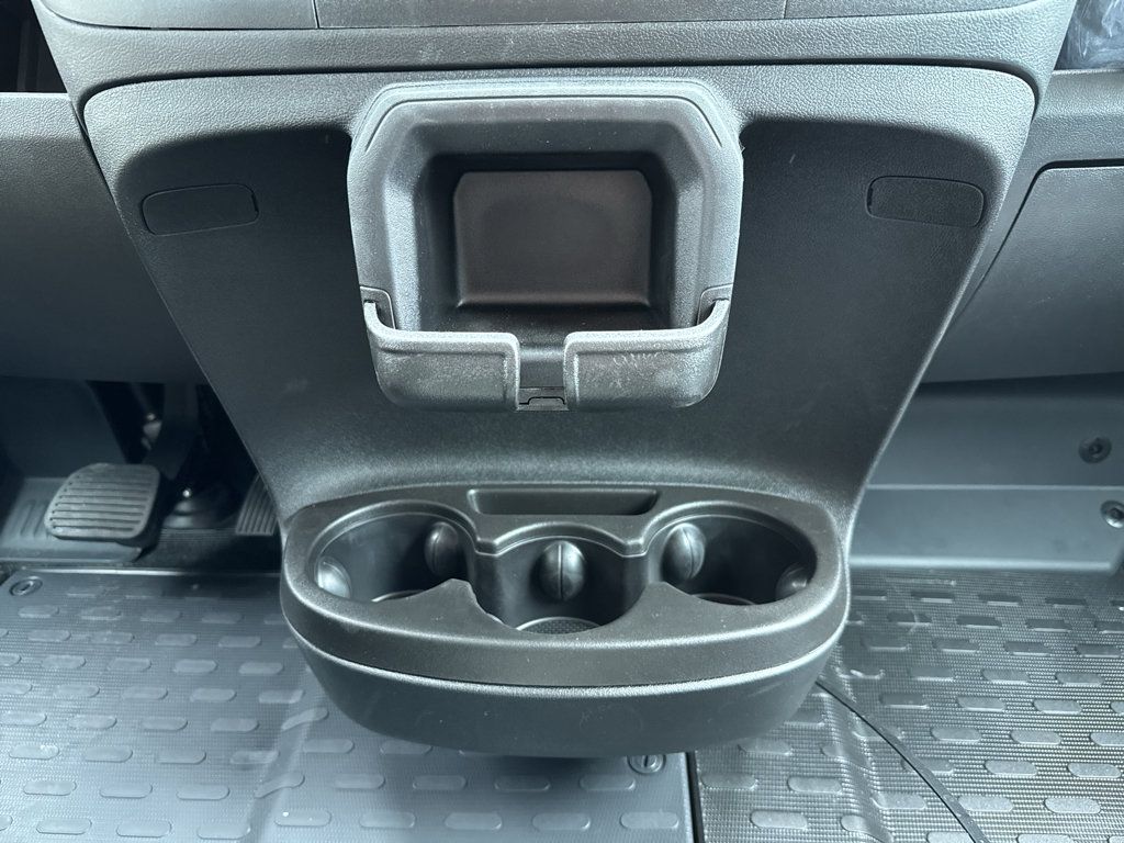 New 2026 RAM ProMaster 2500 w/ Advanced Safety Group FWD image 34