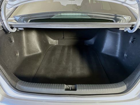 Used 2024 Honda Accord EX-L image 27