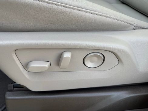 New 2026 GMC Sierra 1500 SLT w/ SLT Premium Plus Package image 12