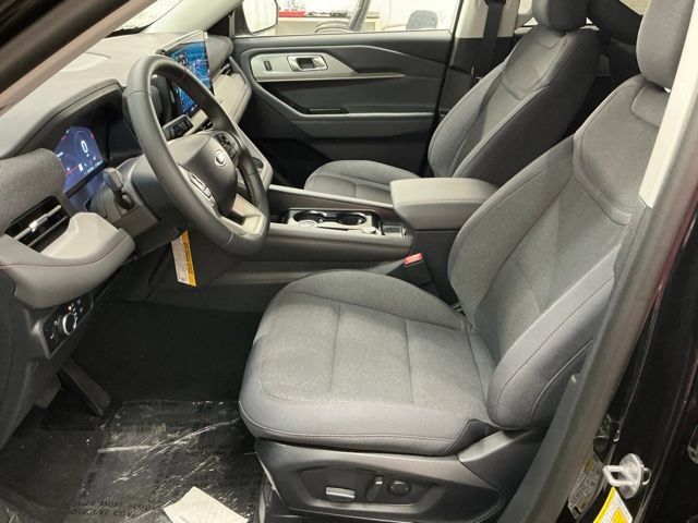 New 2026 Ford Explorer Active AWD/4WD image 14