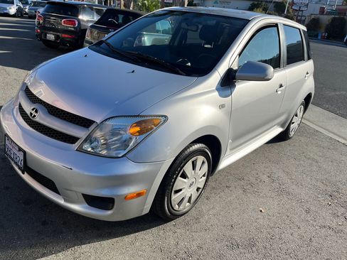 Used 2006 Scion xA image 3