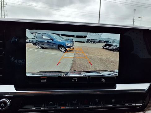 Used 2024 GMC Sierra 1500 Elevation w/ Preferred Package RWD image 6