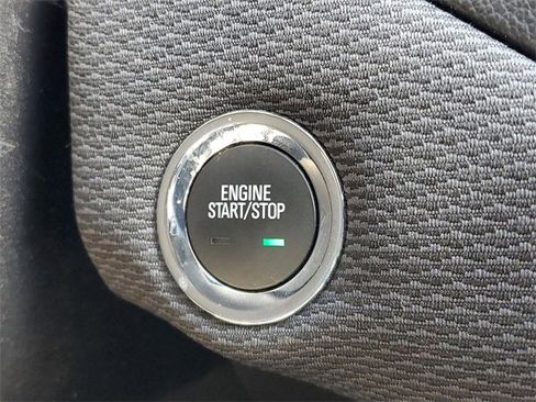 Used 2018 Chevrolet Cruze LT image 22