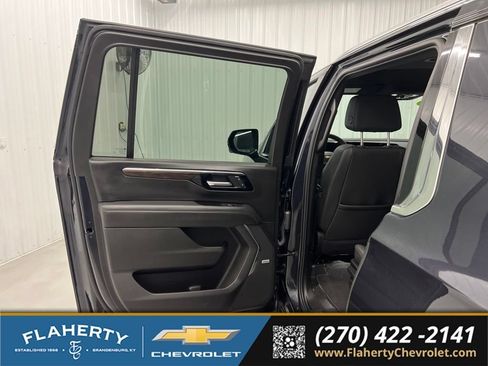 Used 2026 Chevrolet Suburban LT w/ Comfort Package AWD/4WD image 10