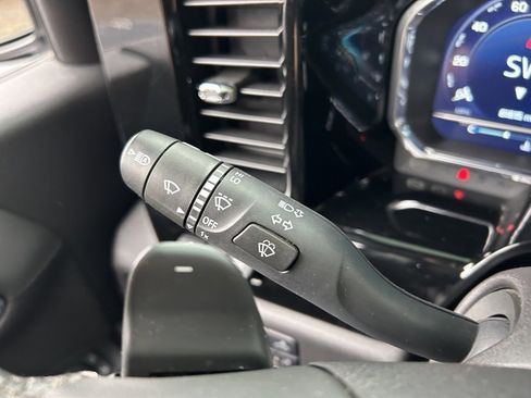 Used 2023 Chevrolet Silverado 1500 ZR2 w/ Technology Package image 59