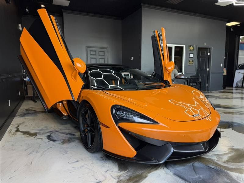 Used 2018 McLaren 570S Spider RWD image 53