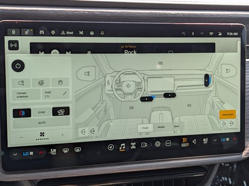Used 2024 Rivian R1S Adventure AWD/4WD image 23