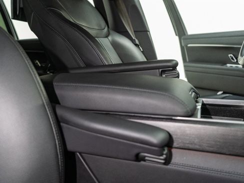 Used 2022 Land Rover Range Rover Long Wheelbase First Edition image 26